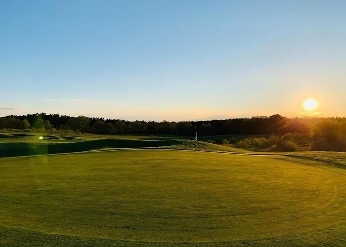 Fuer 3 Personen In *